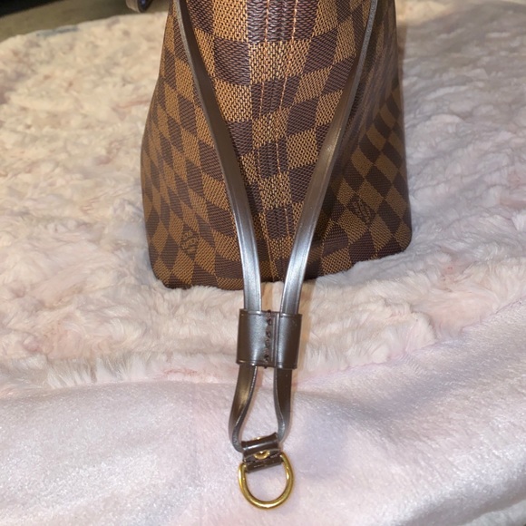 “Neverfull MM” LV Tote Bag - Picture 9 of 12